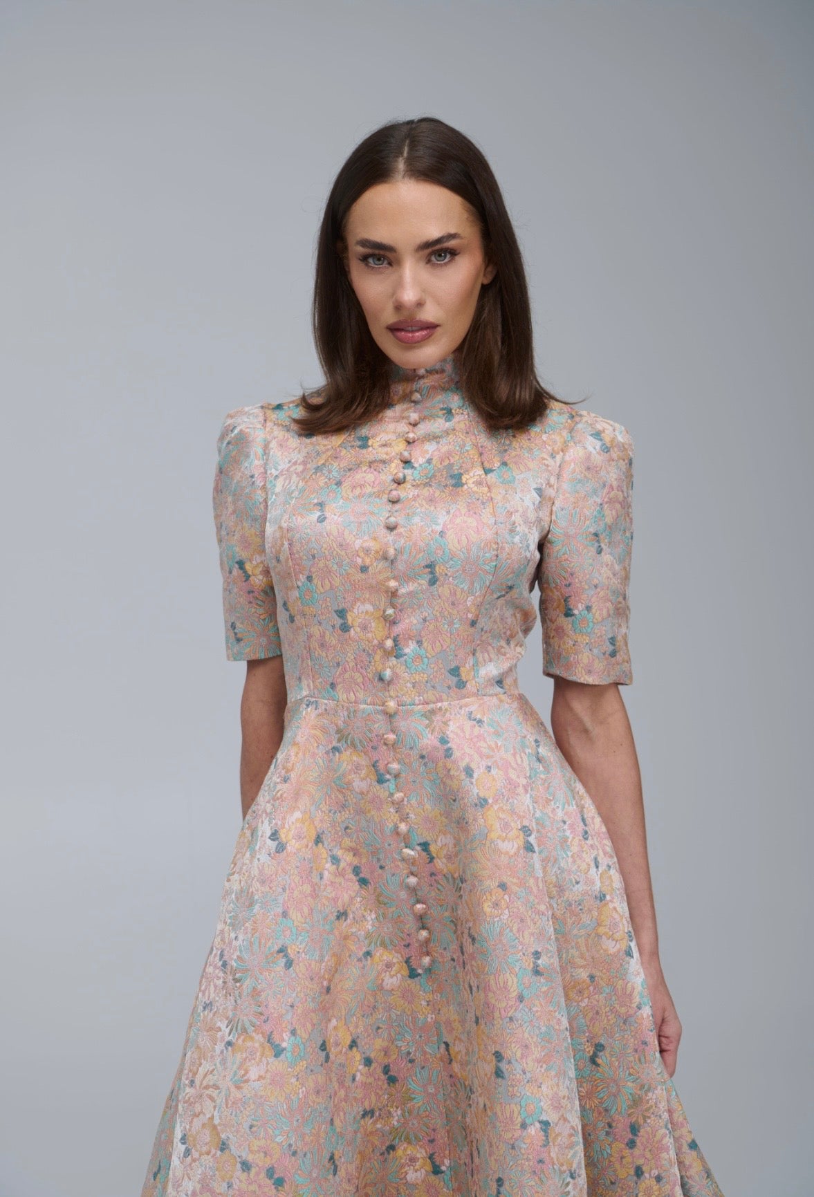 Holly (pre sale)
