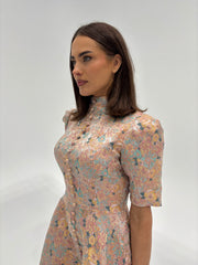 Capturing the colour of this dress was so hard. This shot gives a true colour reflection 